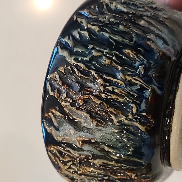 Unique Black/Gold Texturized Pottery Bowl - Picture 5 of 5